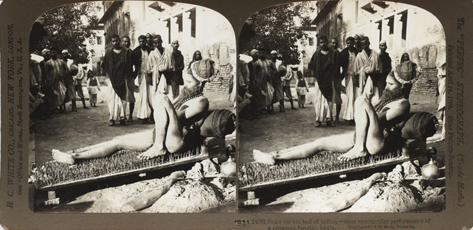 (image for) Fakir - Religious Fanatic on a bed of Nails - Click Image to Close
